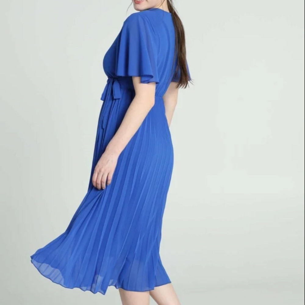 Navy Blue Color Pleated & Solid Round Neck Stylish/Party Dress.